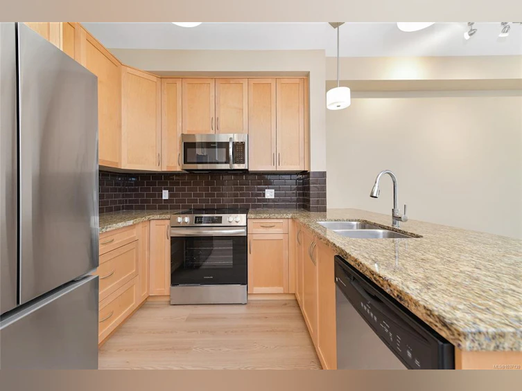 205-611 Goldstream Avenue, Langford, BC, V9B 2W9 - 7