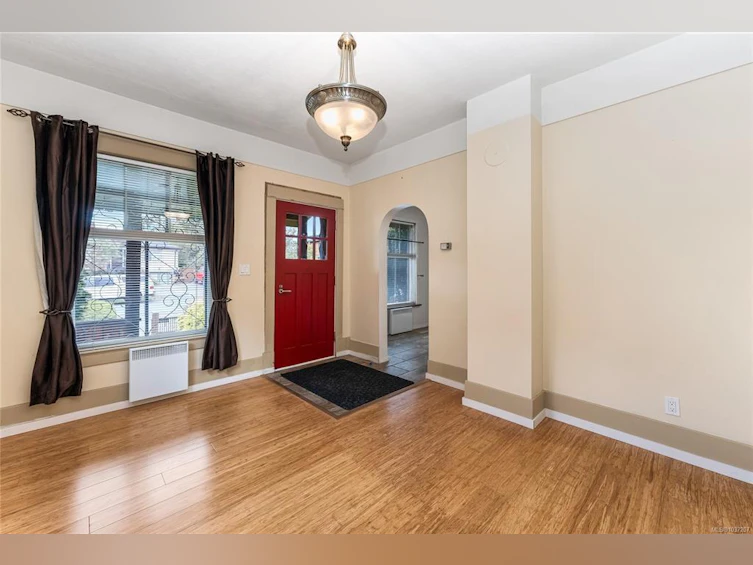 3329 Doncaster Drive, Saanich, BC, V8P 3V7 - 5