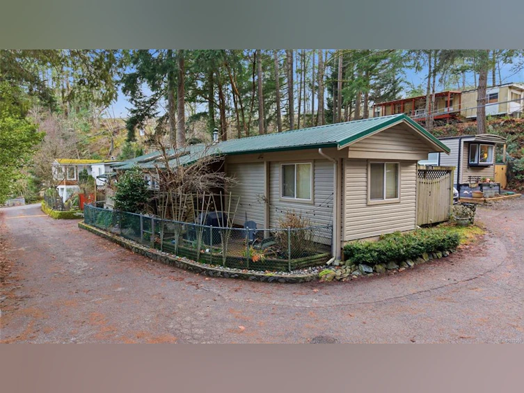 153-2500 Florence Lake Road, Langford, BC, V9B 4H2