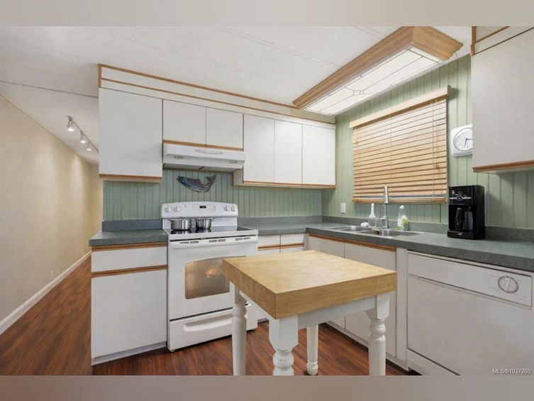 153-2500 Florence Lake Road, Langford, BC, V9B 4H2 - 6