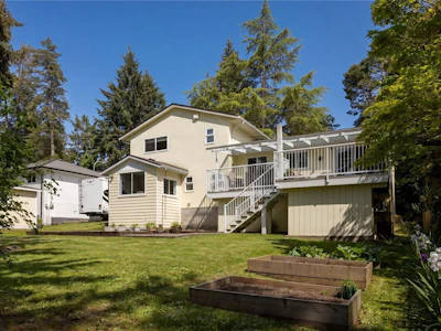 3405 Rolston Crescent - 5
