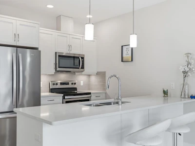 110-1800 Summerhill Place - 4