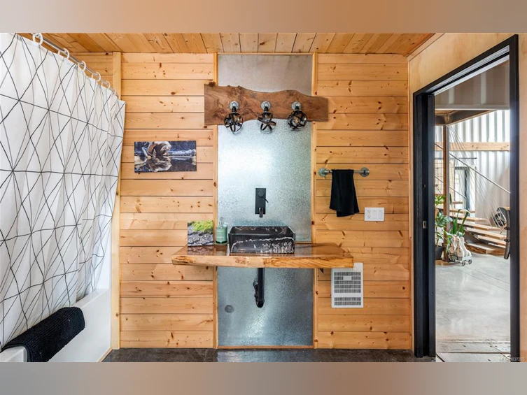 9949 Swordfern Way, Youbou, BC, V0R 3E1 - 33