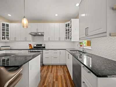 405 Rockland Road - 4
