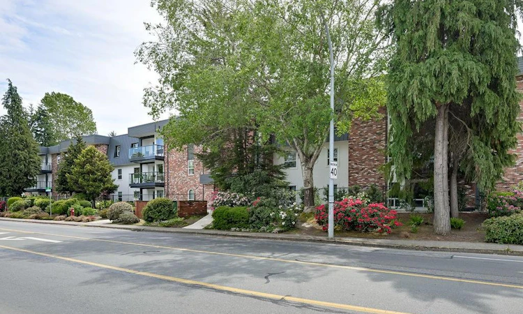 105-1725 Cedar Hill Cross Road