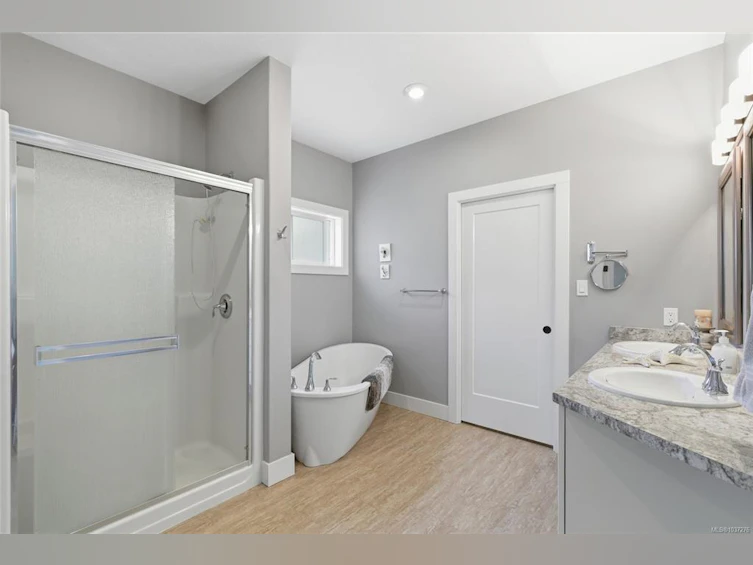 3831 Creekside Drive, Bowser/Deep Bay, BC, V0R 1G0 - 29