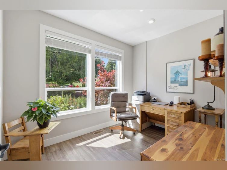 3831 Creekside Drive, Bowser/Deep Bay, BC, V0R 1G0 - 6
