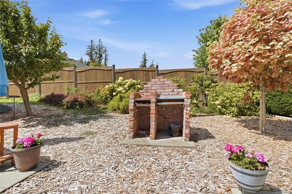 3831 Creekside Drive, Bowser/Deep Bay, BC, V0R 1G0 - 47