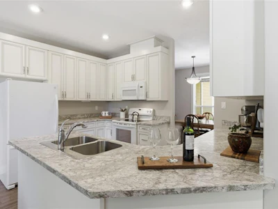 3831 Creekside Drive - 3
