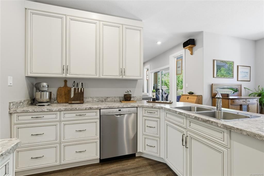 3831 Creekside Drive, Bowser/Deep Bay, BC, V0R 1G0 - 22
