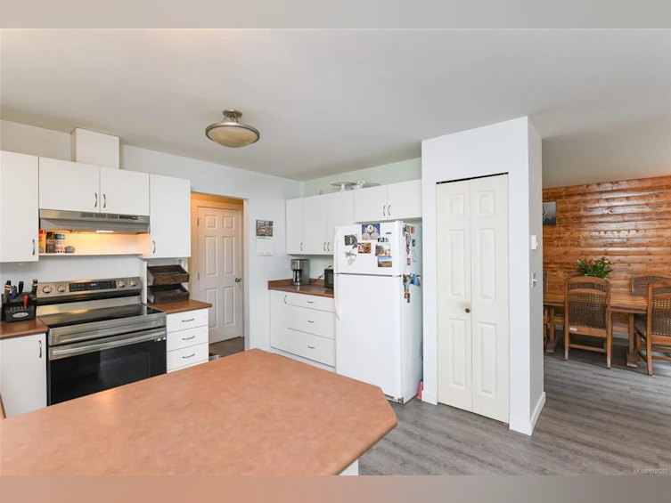 2238 Tamarack Drive, Courtenay, BC, V9N 9C1 - 13