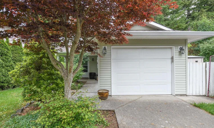 2238 Tamarack Drive