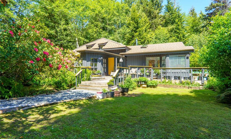 1334 Chesterman Beach Road