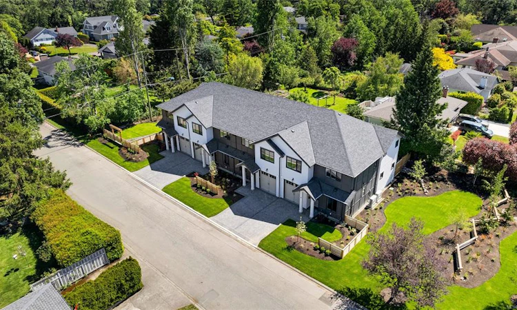 4-3333 Henderson Road