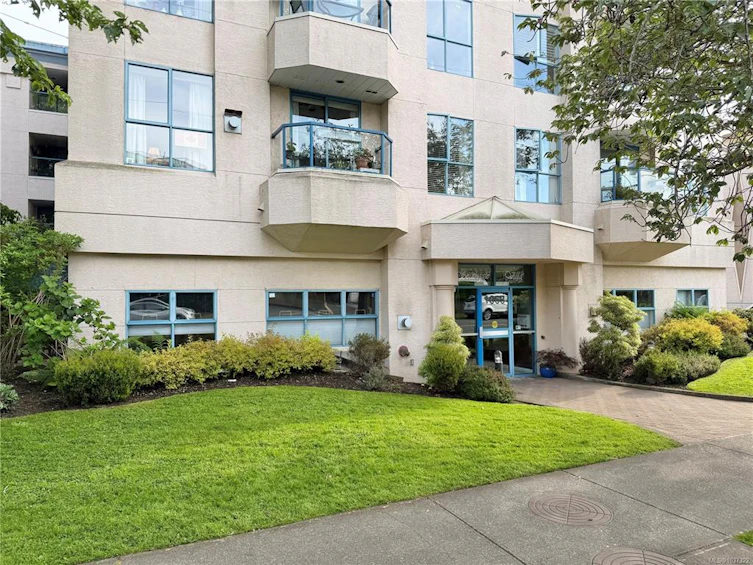 408-1063 Southgate Street, Victoria, BC, V8R 1C8