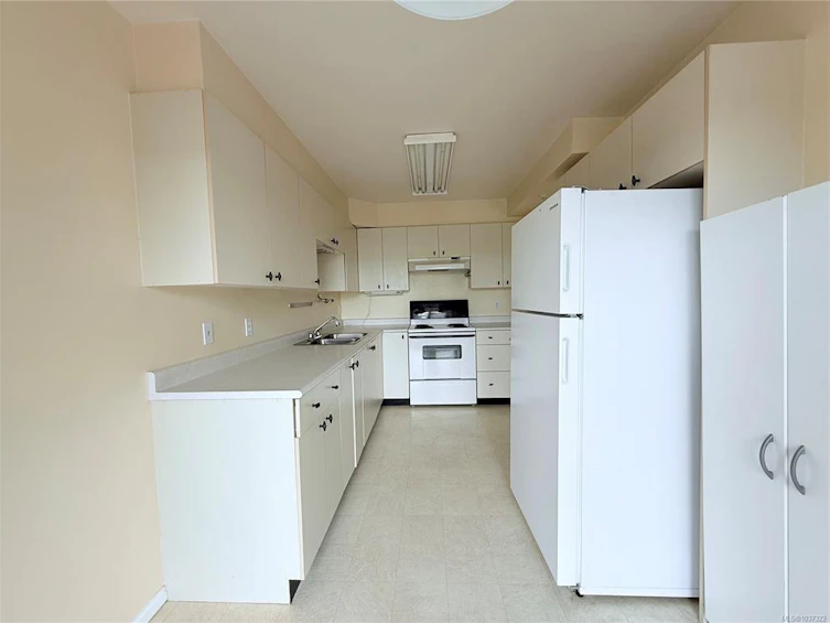 408-1063 Southgate Street, Victoria, BC, V8R 1C8 - 7