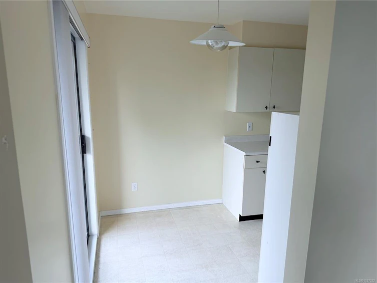 408-1063 Southgate Street, Victoria, BC, V8R 1C8 - 8