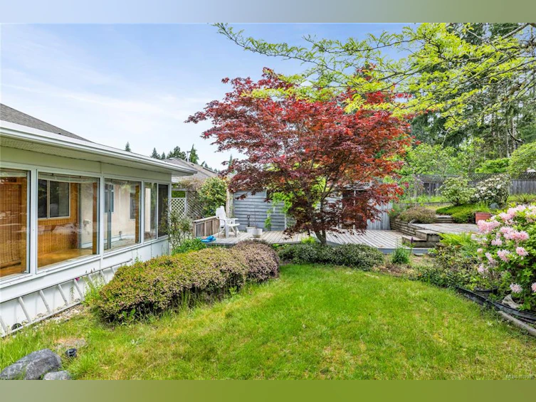 580 Dogwood Road, Qualicum Beach, BC, V9K 1B1 - 42