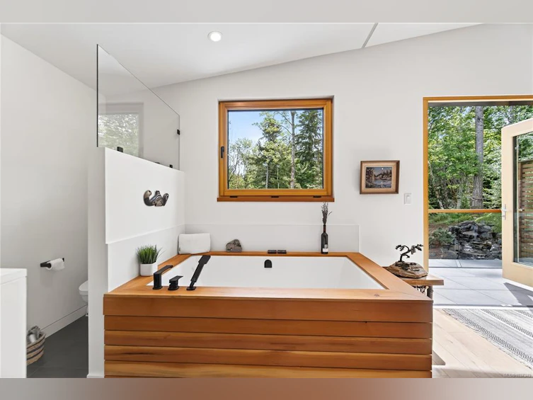 2566 Steve Ellis Road, Nanaimo, BC, V9R 0J7 - 70