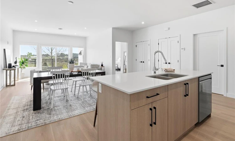 301-7057 Central Saanich Road