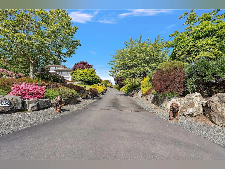 11096 Greenpark Drive, North Saanich, BC, V8L 5N5 - 59