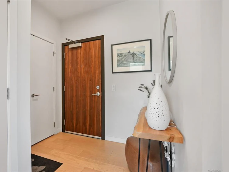 401-7162 West Saanich Road, Central Saanich, BC, V8M 1P6 - 2