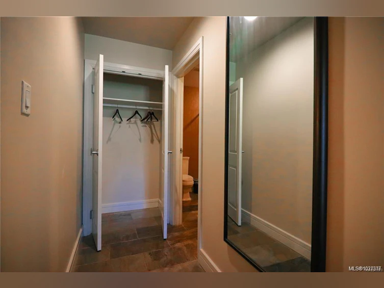 306-308A-1376 Lynburne Place, Langford, BC, V9B 6S1 - 11