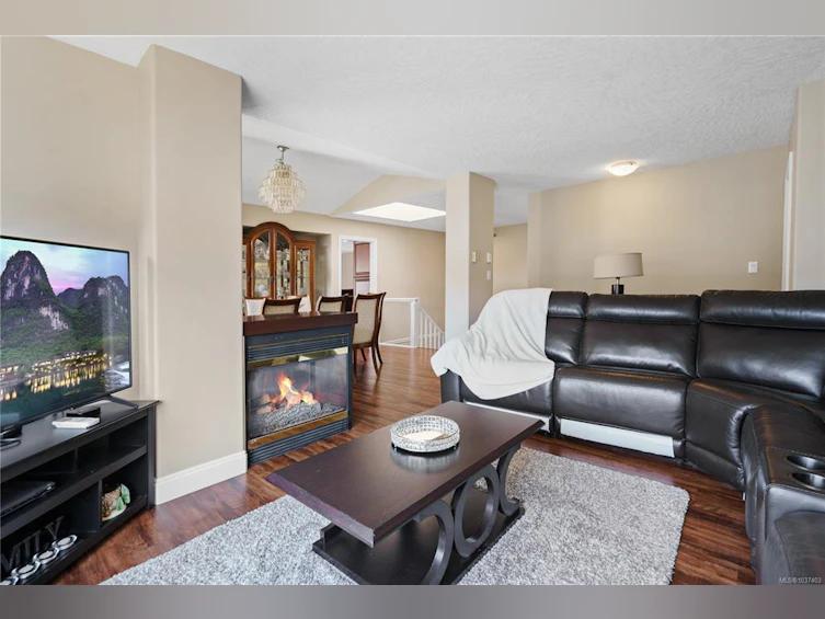 6255 Karen Court, Central Saanich, BC, V8Z 7K7 - 11