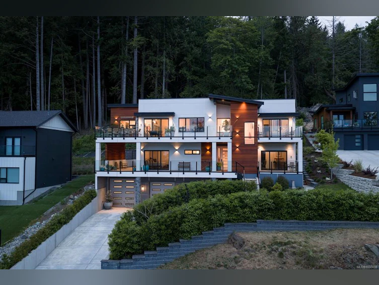 10900 Greenpark Drive, North Saanich, BC, V8L 0C8 - 2