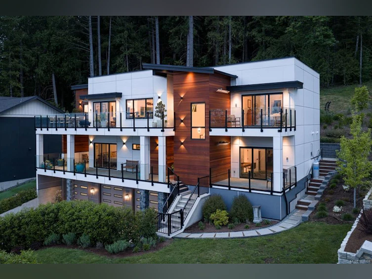 10900 Greenpark Drive, North Saanich, BC, V8L 0C8