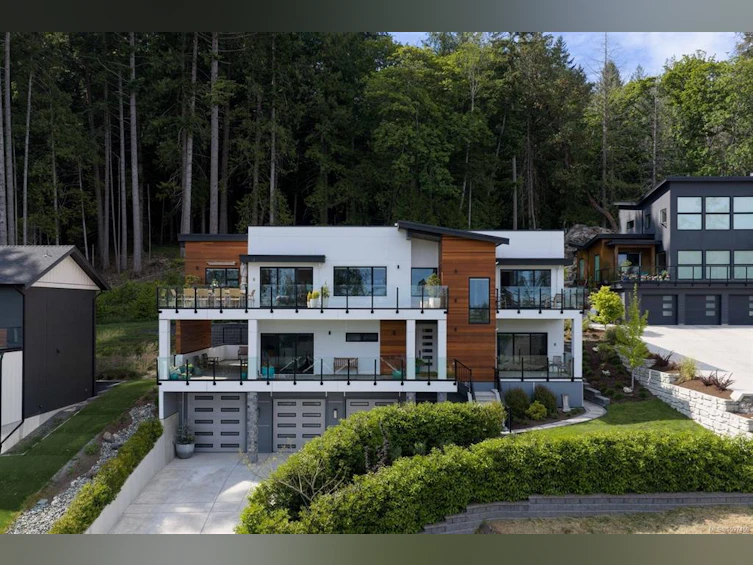 10900 Greenpark Drive, North Saanich, BC, V8L 0C8 - 42