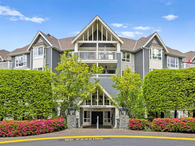 307-5650 Edgewater Lane - 2