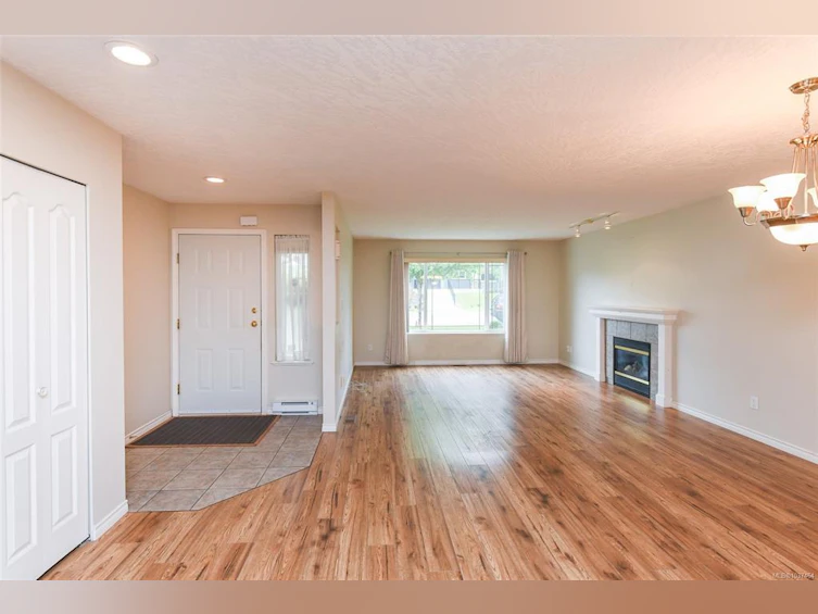 2261 Murrelet Drive, Comox, BC, V9M 4G6 - 6