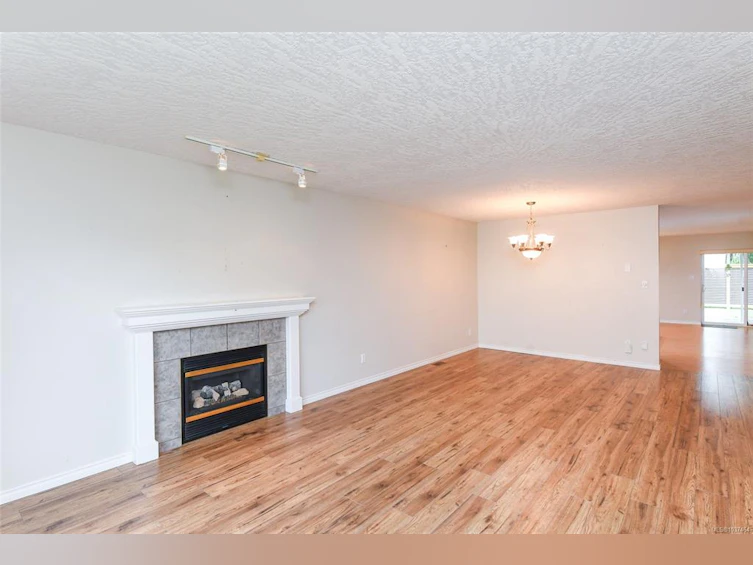 2261 Murrelet Drive, Comox, BC, V9M 4G6 - 4