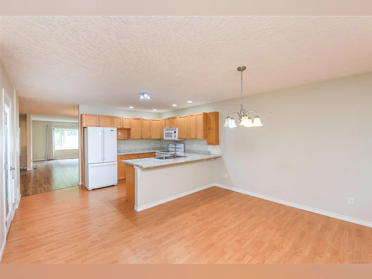 2261 Murrelet Drive, Comox, BC, V9M 4G6 - 26