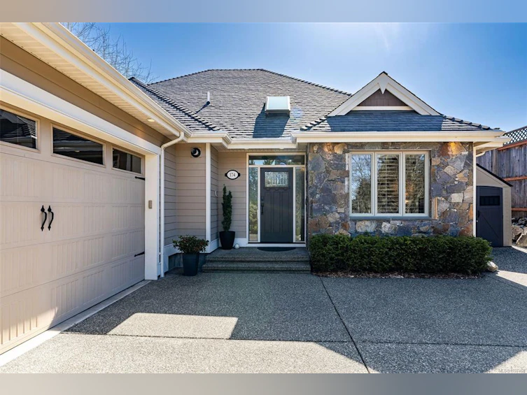 174 E Sunningdale Road, Qualicum Beach, BC, V9K 1L1 - 39