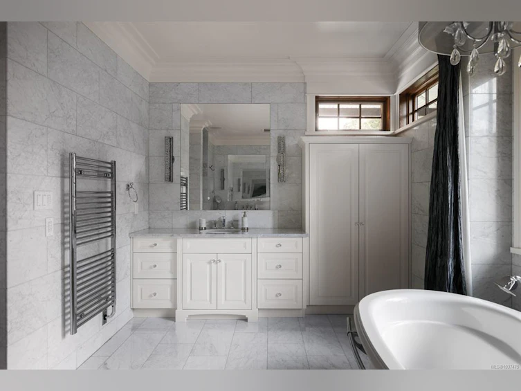 3375 Ripon Road, Oak Bay, BC, V8R 6G8 - 40