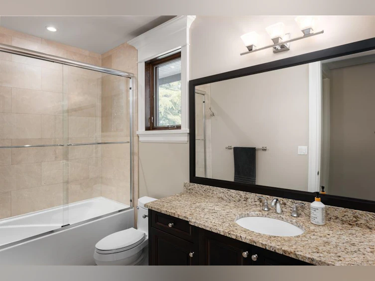 3375 Ripon Road, Oak Bay, BC, V8R 6G8 - 35