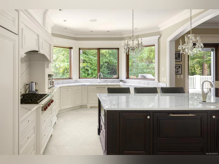 3375 Ripon Road, Oak Bay, BC, V8R 6G8 - 9