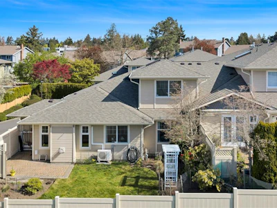 16-4383 Torquay Drive - 4