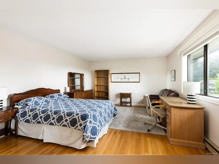 1986 Wenman Drive, Saanich, BC, V8N 2P8 - 25