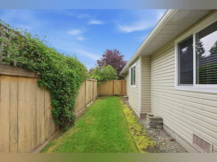 533 Aspen Avenue, Qualicum Beach, BC, V9K 1A6 - 27