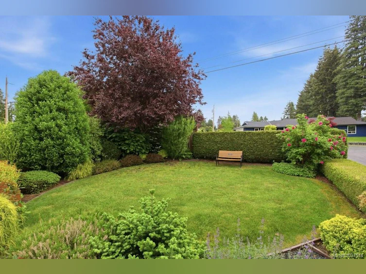 533 Aspen Avenue, Qualicum Beach, BC, V9K 1A6 - 24