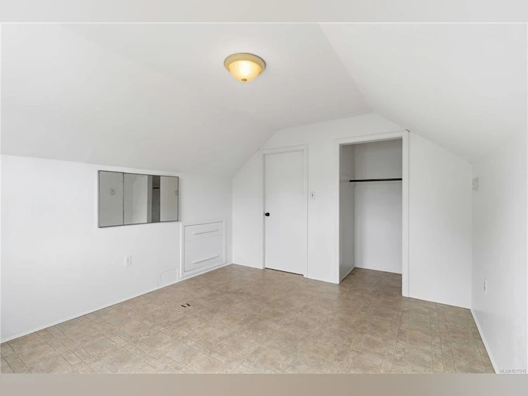 1541 Mcrae Avenue, Saanich, BC, V8P 1G4 - 16