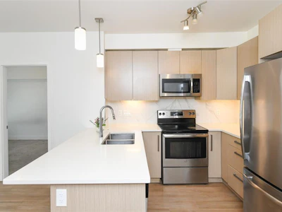 310-3070 Kilpatrick Avenue - 5