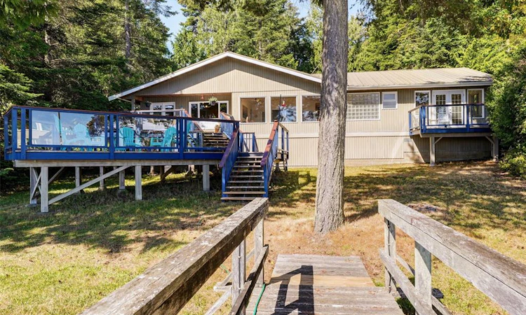 85 Mckenzie Crescent