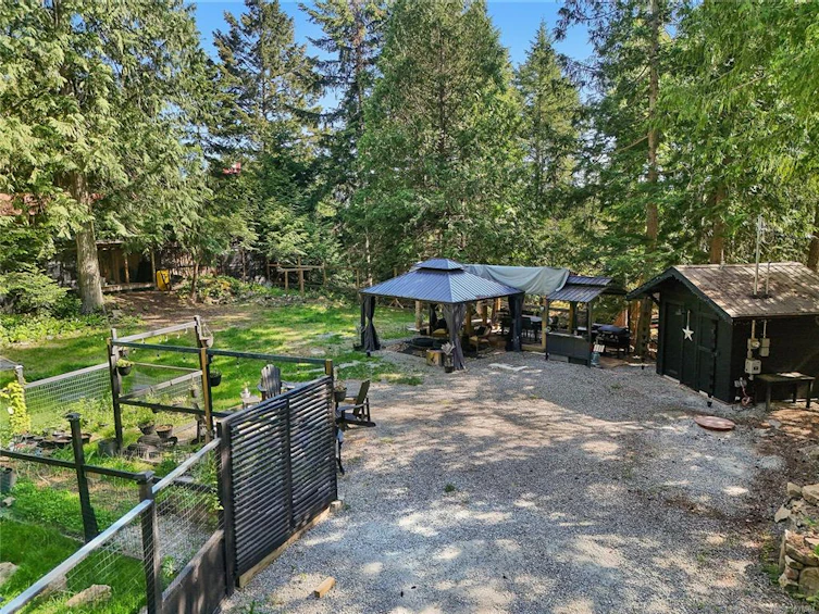 506 Bluff Way, Mayne Island, BC, V0N 2J2 - 2