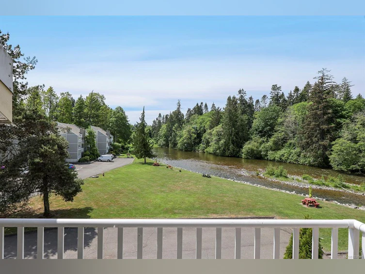315-205 1st Street, Courtenay, BC, V9N 1A5