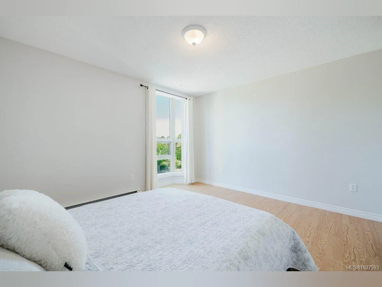 306-1545 Pandora Avenue, Victoria, BC, V8R 6R1 - 11