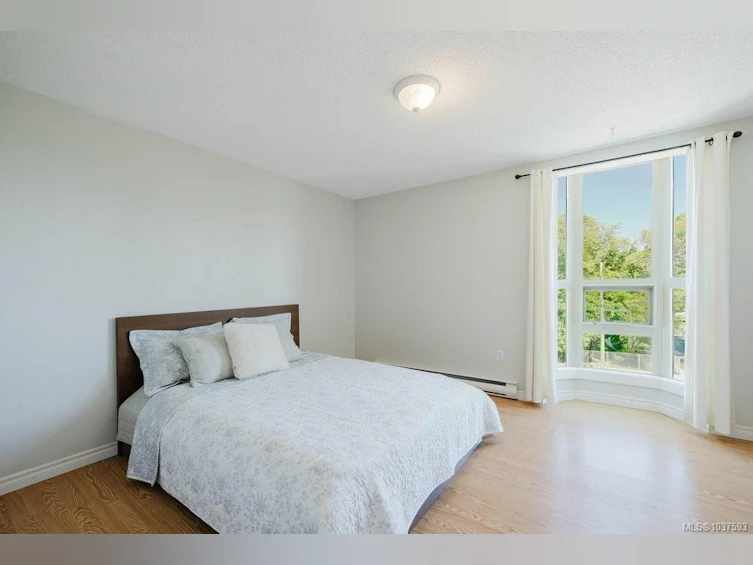 306-1545 Pandora Avenue, Victoria, BC, V8R 6R1 - 10